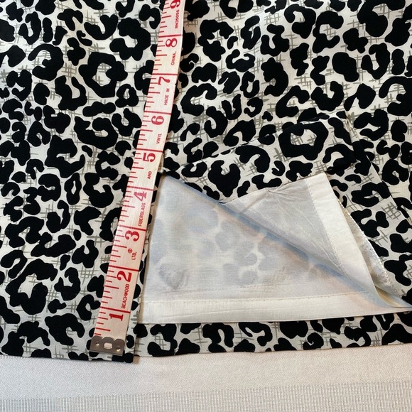 Maggy London 100% Silk Black & White Sz 10 Leopard Print Sheath Sleeveless Dress - Picture 9 of 15